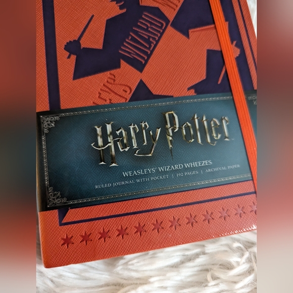 Harry Potter Weasley's wizard wheezes journal - Picture 4 of 4